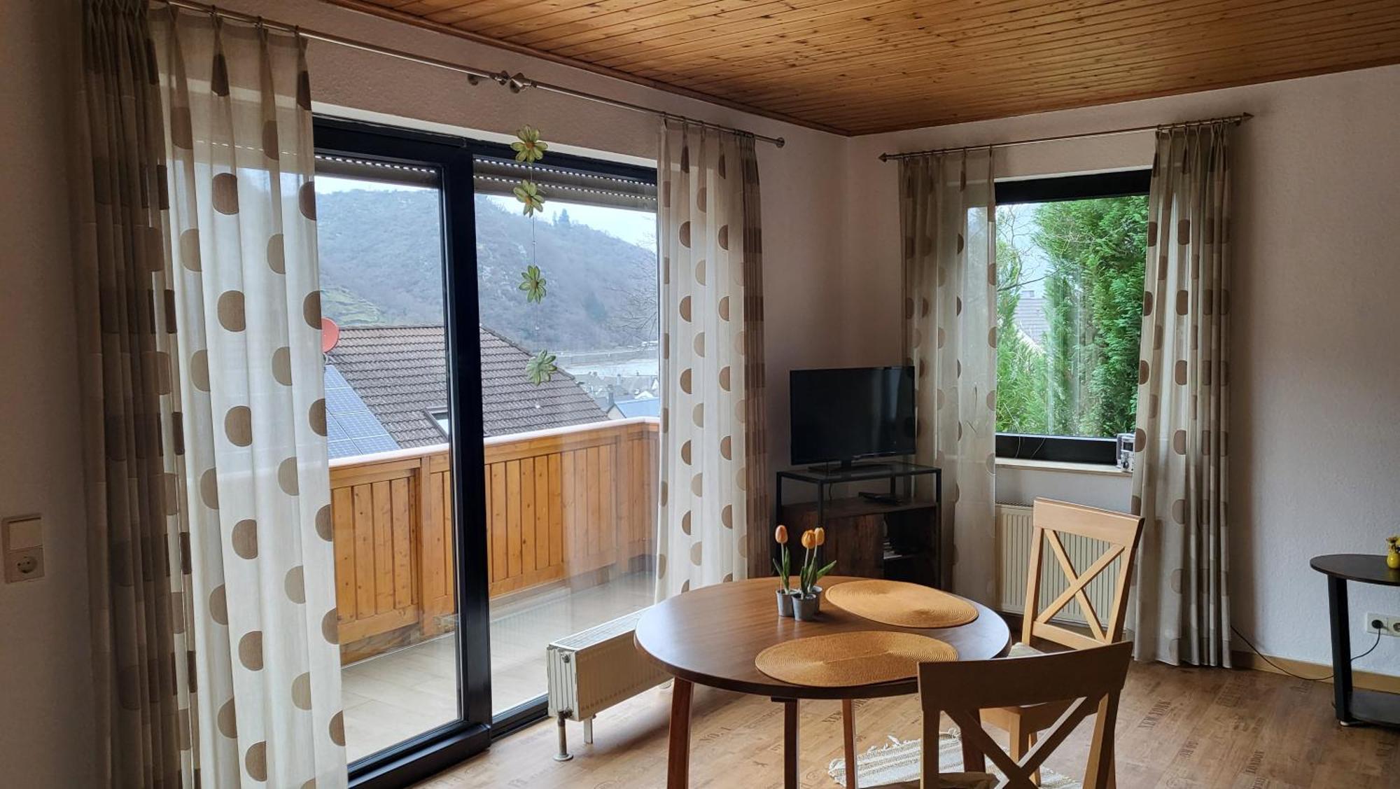 Ferienwohnung Zum Rheinblick Kestert Buitenkant foto